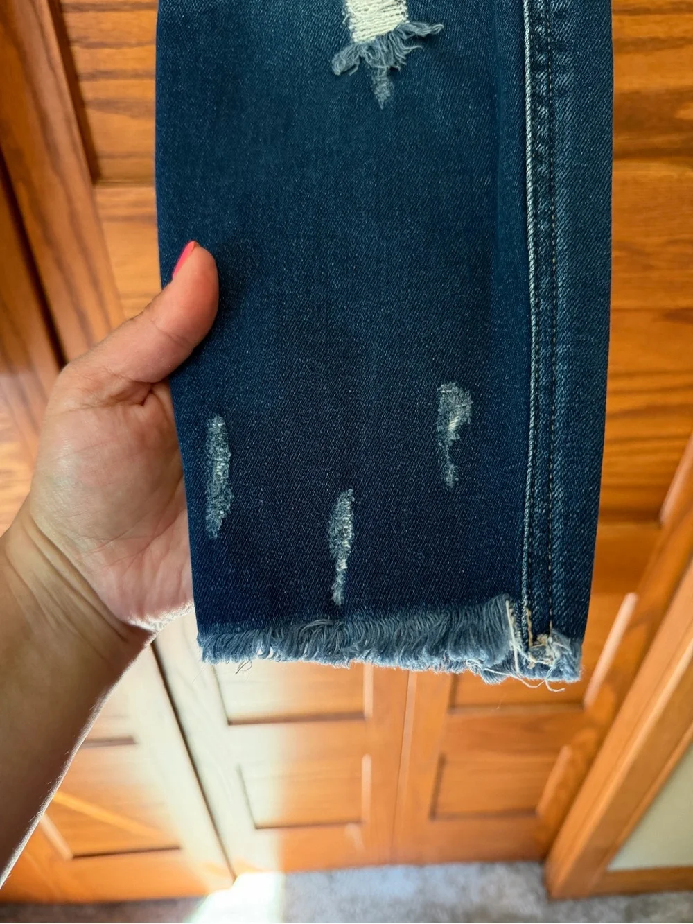 KanCan Women's Dark Blue Distressed Skinny Jeans with Button-Fly size 31